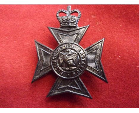 Oxford and Buckinghamshire Light Infantry (Buckinghamshire Battalion) EIIR Territorial Cap Badge (Blackened-brass), slider an