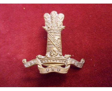 11th (Prince Albert's Own) Hussars WWI Cap Badge (Gilding-metal), two lugs. K&amp;K: 766