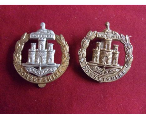 Dorsetshire Regiment WWI Cap Badge (Bi-metal), slider. K&amp;K: 651-Dorsetshire Regiment WWI War Economy Cap Badge (Brass), s