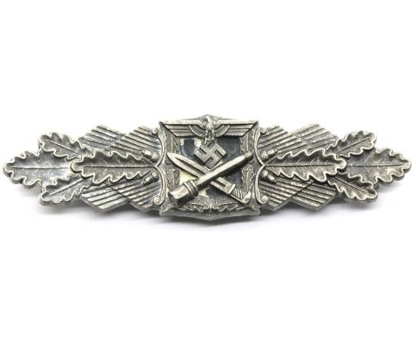 German WWII type Wehrmacht Close Combat clasp, marked PEEKHAUS verso. P&amp;P Group 1 (£14+VAT for the first lot and £1+VAT f