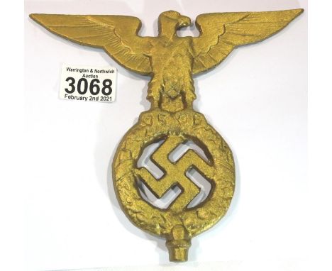 German WWII type gold painted cast metal flagpole finial, 19 x 17 cm. P&amp;P Group 1 (£14+VAT for the first lot and £1+VAT f