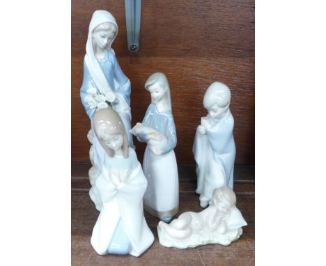 Five Lladro figures, one a/f