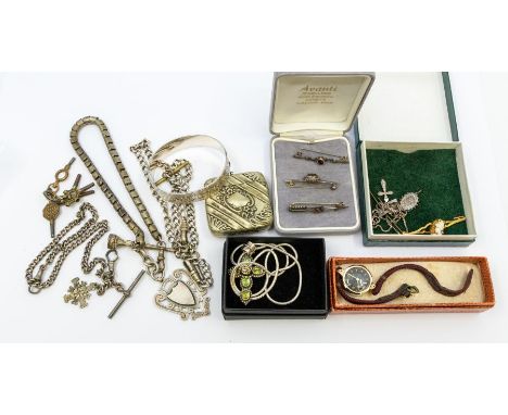 A collection of jewellery to include a cameo and 9ct gold brooch, base pin, total gross weight approx 2.7gms, silver and whit
