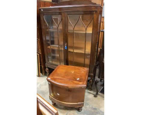 A mahogany mid 20th Century china cabinet, two glazed doors, on turned legs along with a commode (no bowl) a/f