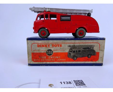 Dinky Diecast model Fire Engine with Extending Ladder 555, boxed   Condition Report   Click here for further images, conditio