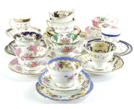 Various 20thC cabinet cups and saucers, Royal Albert, Coal port, gilt highlighted side plates 17cm W, similar cups, saucers e