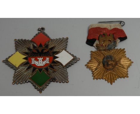 A German enamel carnival badge, centred by the municapal arms of Duisburg, inscribed to verso Grosse Duisburger Karnevalsgese