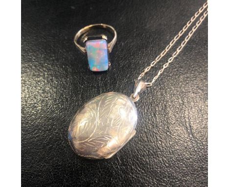 OPAL DOUBLET RING, indisctinctly marked, size S, along with an engraved locket marked 925 (2)