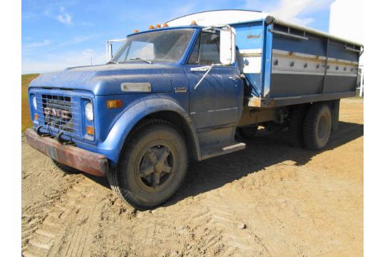 1971 GMC 6500 S/A GRAIN TRUCK; 5 Speed, Steel Box, SN:CE603Y196332