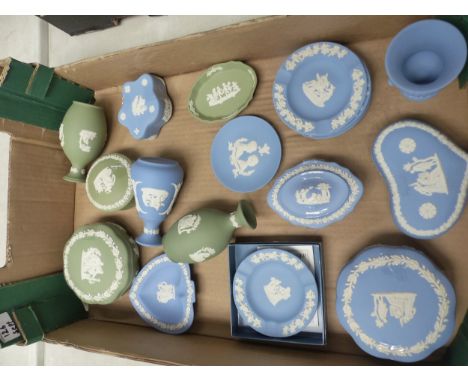A Collection of Wedgwood Blue and Sage Green Jasperware to inlcude Vases, Trinket Dishes, Lidded Pots etc. (1 Tray)