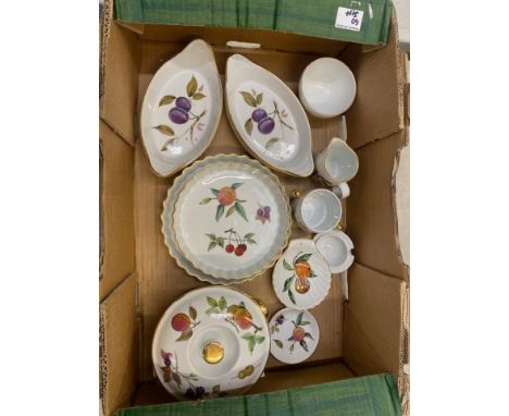 Royal Worcester Evesham Pattern Dinnerware to include Tureen, Pie Dishes, Sugar Pot, Milk Jug etc. (1 Tray)