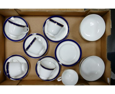Royal Worcester tea and dinnerware items to include 8 saucers, 6 cups and 4 bowls (1 tray)