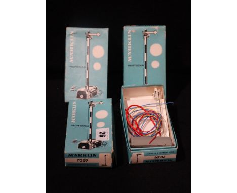     Four Boxed Marklin Model Railway Home Signals (7039)                            
