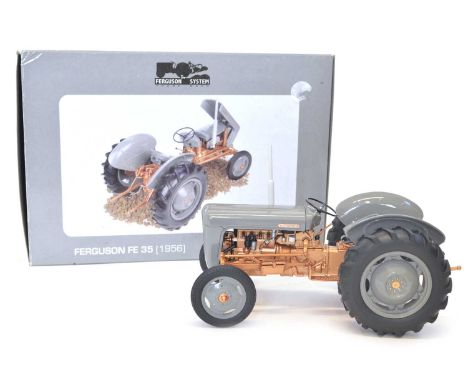 Universal Hobbies Ferguson FE 35 1956 Scale Model Tractor 1/16 scale boxed