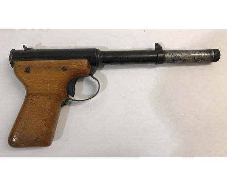 A DIANA MODEL 2 AIR PISTOL. A Diana Model 2 Air Pistol marked with Diana holding aloft a rifle and 'Made in Great Britain' wi