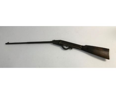 AN EISENWERKE GAGGENAU 'GEM' .177 AIR RIFLE. A 'GEM' air rifle with a 47.5cm barrel tapering from circular to octagonal, stam