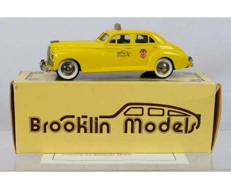 Brooklin - Pathfinder - A limited edition 1:43 scale 1941 Packard Clipper Taxi # BRK 18X. The model is one of only 500 and ap