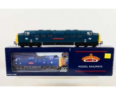 Bachmann - A boxed OO gauge Class 55 Deltic Queen's Own Highlander in number 55004. The model appears Mint with accessories i