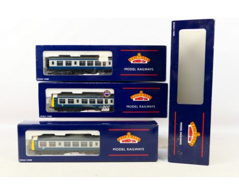 Bachmann - 3 boxed models 00 gauge Class 108 DMU 3 car DMU British Rail Blue/grey 32-910. Box marked DCC Ready. Appears in ve