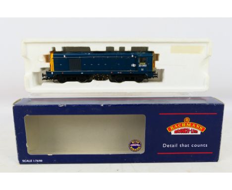 Bachmann - boxed 00 gauge Class 20 Diesel 20063 BR blue with indicator discs 32-025. Appears in good to very good condition, 