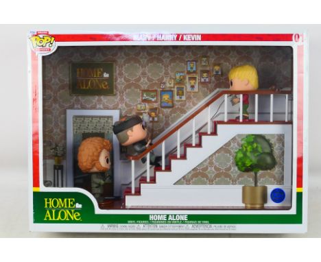 Funko Pop - A Special Edition Funko Pop Deluxe Moment Home Alone Marv / Harry / Kevin Diorama # 01. The item appears Mint in 