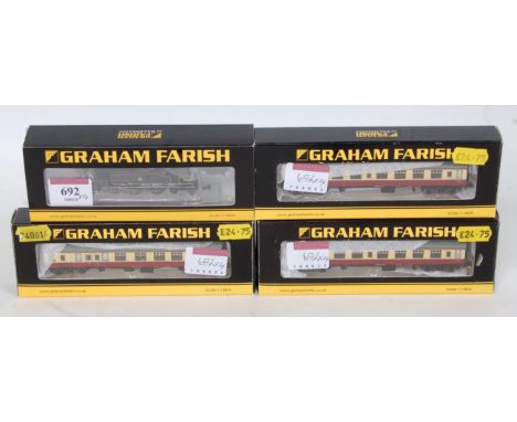 Graham Farish by Bachmann N gauge 372-535 BR lined black standard class 4MT tank engine (M-BM), 2x 374-010D and 374-081A BR r