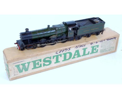 A finely detailed 4-6-0 Hall class engine and tender in Great Western green as No. 5925 'Eastcote Hall', model is 2 rail with