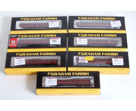 6 Graham Farish by Bachmann N gauge maroon BR Mk1 corridor coaches (M-BM), together with Ref. 374-860 W Thompson maroon full 
