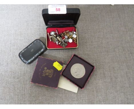 BOXED FESTIVAL OF BRITAIN CROWN, A COMPOSITION SNUFF BOX INLAID WITH MOTHER OF PEARL CHIPS, AND ASSORTED CUFFLINKS IN BOX