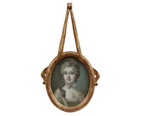 Ovales Portrait einer blumengeschmückten DameFranzösische Schule des 18. JahrhundertsPastell. 29 x 23 cm; unter Glas in zeitg