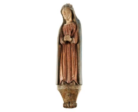 Romanische SchmerzensmadonnaAlpenländisch, 15. Jh.Auf profilierter Konsole stehende Muttergottes mit Brustwunde, Augen geschl