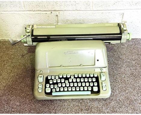 Hermes Ambassador vintage typewriter&nbsp;