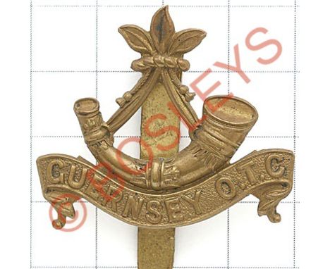 Elizabeth College OTC, Guernsey brass Channel Islands 1st pattern cap badge.Die-stamped example of Guernsey Light Infantry pa
