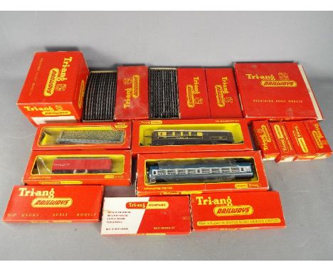 Hornby, Triang - A collection of boxed OO gauge model railway rolling stock and accessories including track. Lot includes Hor