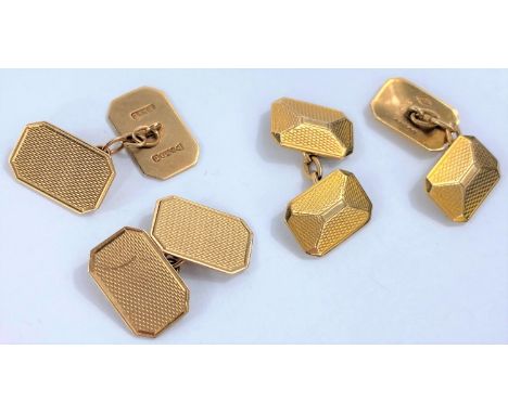 2 pairs of engine turned 9ct hallmarked gold cufflinks 11.5gms 