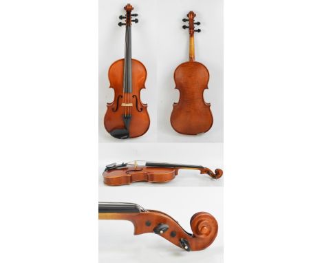 A modern full size viola, unlabelled, the two-piece back 39.8cm.