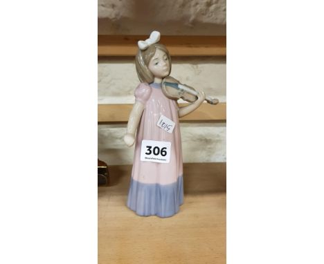 NAO FIGURE GORL WITH VIOLIN