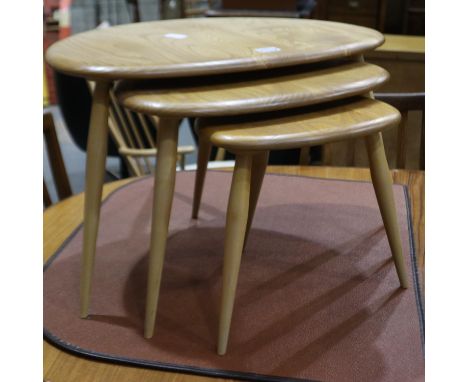 Ercol Blonde elm nest of three graduated Pebble tables, largest 65 x 45 x 40 cm H. Not available for in-house P&amp;P 