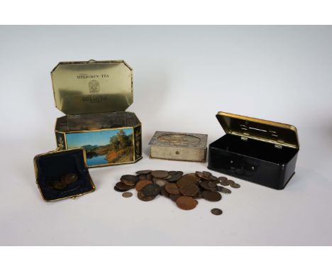A collection of assorted British coinage to include a Queen Victoria florin dated 1898, three cased proof crowns dated 1951, 