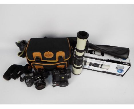 Photography - Lot to include an Olympus AZ-300 Super Zoom and a Minolta 7000, tripod and boxed Vivitar Telephoto Lens.