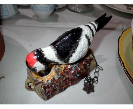 Cast iron woodpecker door knocker, H: 18 cm. UK P&amp;P Group 1 (£16+VAT for the first lot and £2+VAT for subsequent lots) 