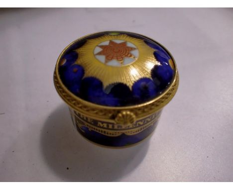 Royal Worcester millennium ceramic trinket pot. UK P&amp;P Group 1 (£16+VAT for the first lot and £2+VAT for subsequent lots)