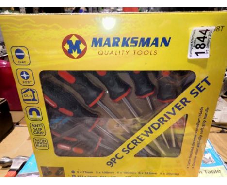 Marksman nine piece screwdriver set. Not available for in-house P&amp;P 