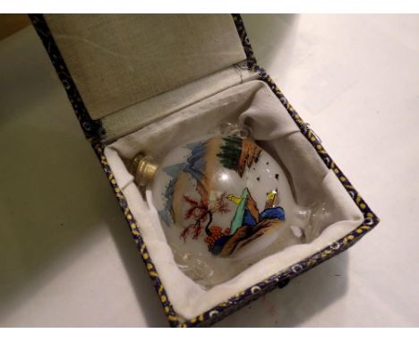 Boxed Chinese painted glass scent bottle. UK P&amp;P Group 1 (£16+VAT for the first lot and £2+VAT for subsequent lots) 