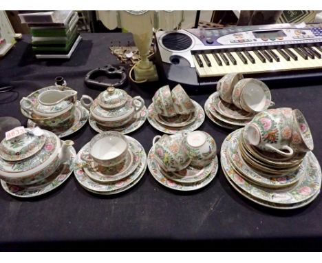 Oriental tea service of 37 pieces. Not available for in-house P&amp;P 