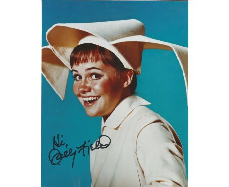 Sally Field signed 10x8 colour photo. Sally Margaret Field (born November 6, 1946) is an American actress and director. She i