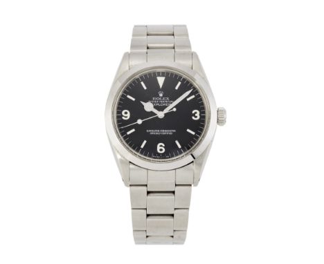 A GENTLEMAN'S STEEL ROLEX EXPLORER BRACELET WATCH,&nbsp;circular black dial with Arabic numerals at 3/6/9, batons between and