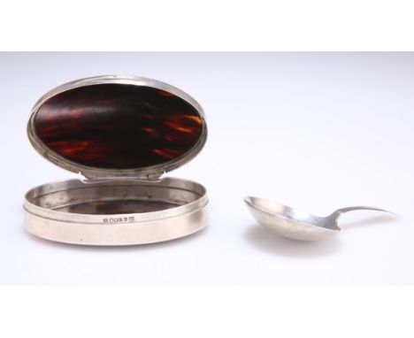 A GEORGE IV SILVER AND TORTOISESHELL SNUFF BOX,&nbsp;by&nbsp;Nathaniel Mills,&nbsp;Birmingham 1827, oval, the tortoiseshell i