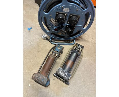 Two foot pumps (Dunlop and Kismet), a piston, an aircraft-related extension reel etc. 