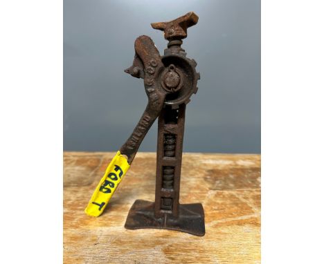 A Ford Model T mechanical jack, by repute working. 